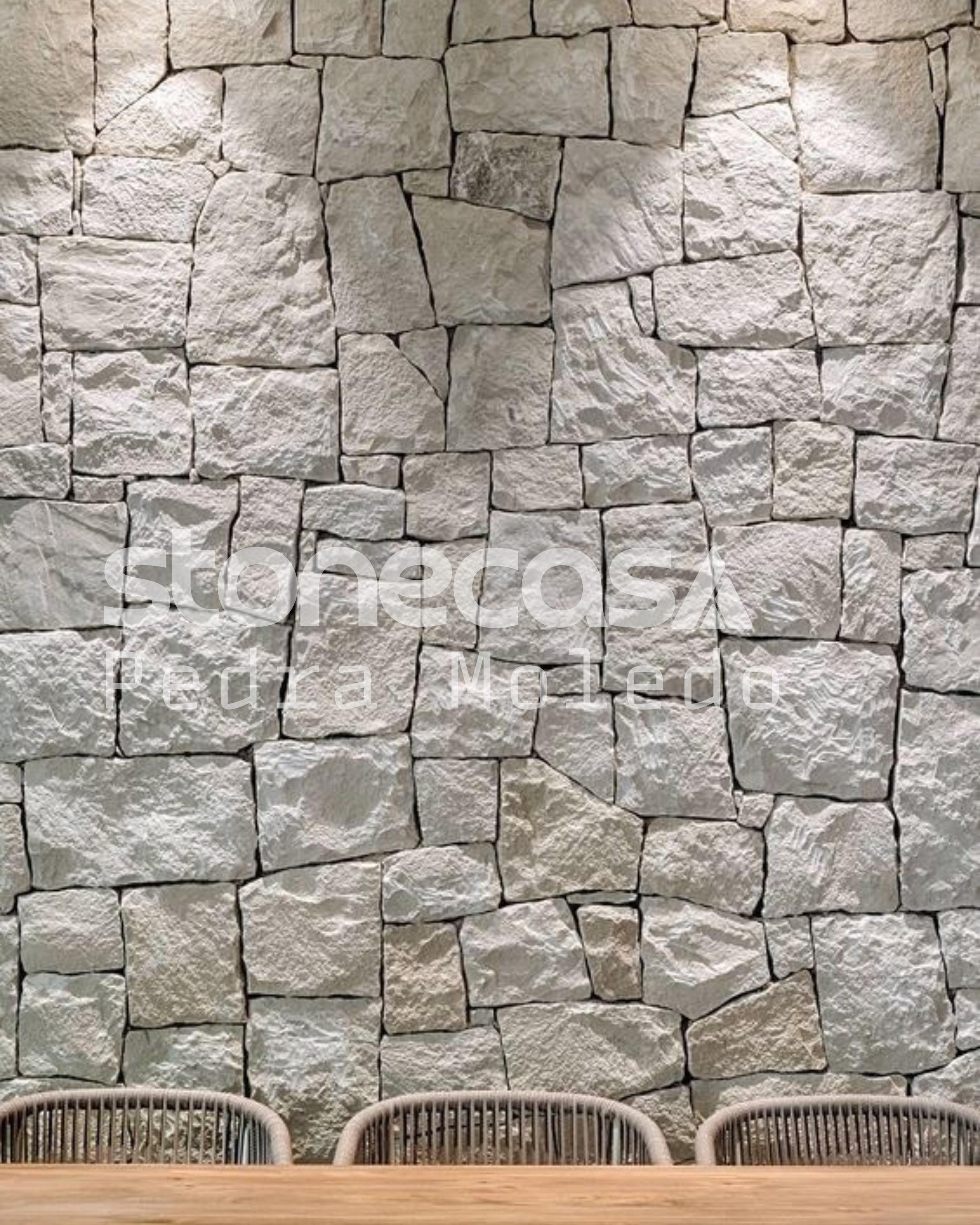 Pedra Moledo Original | Alto Padrão em Pedra Natural | Stone Casa Pedra natural premium com origem controlada e suporte técnico. Ideal para fachadas, muros e paisagismo de alto padrão.